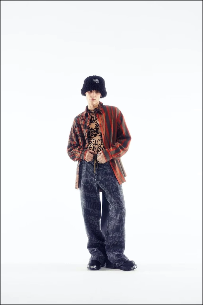 Versace Jeans Couture otoño invierno 2023/24