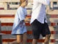 Harper Beckham con sus padres, David y Victoria.Foto: Fotonoticias.