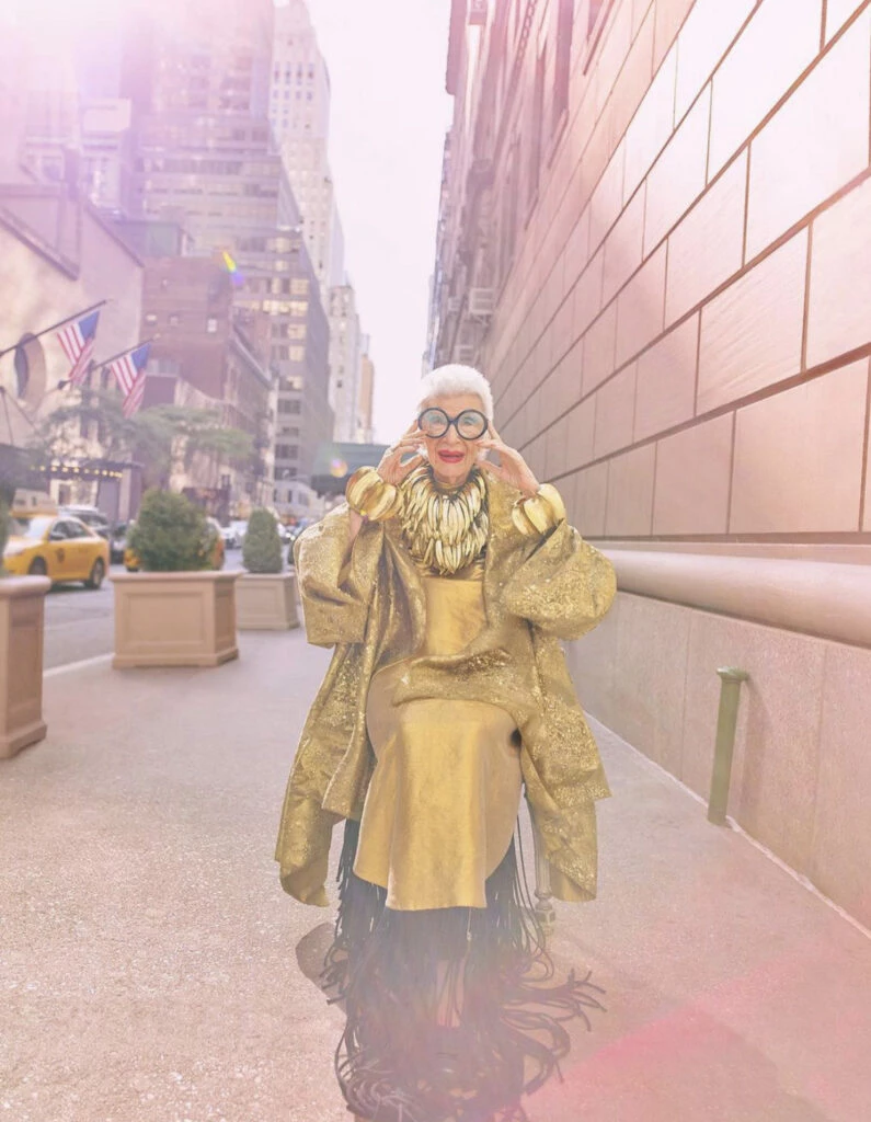 Iris Apfel celebra sus 102 años. Foto: Instagram.