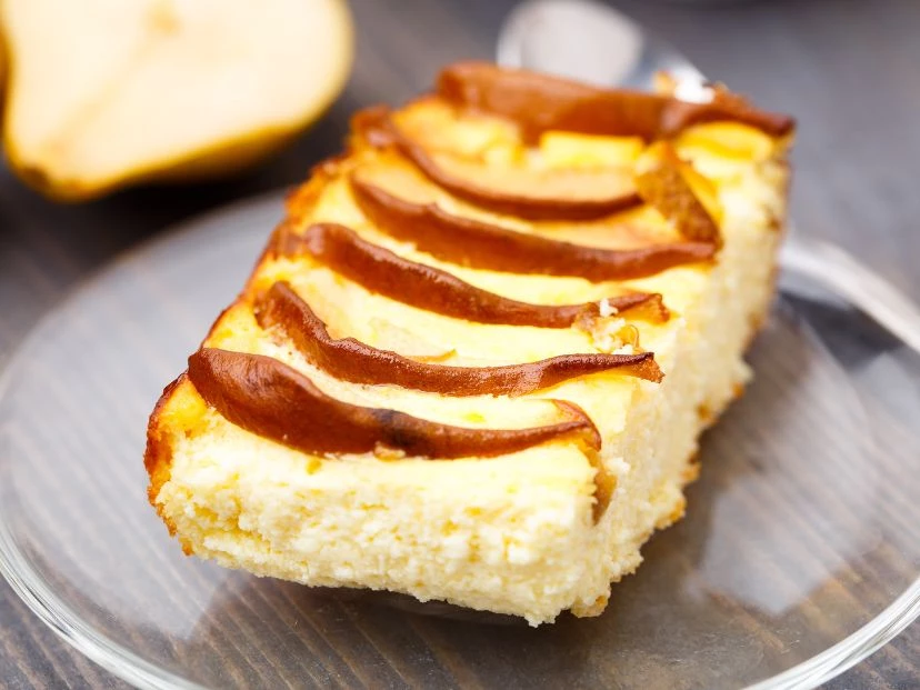 La receta económica: budín “mil hojas” de manzana para aprovechar las frutas de estación