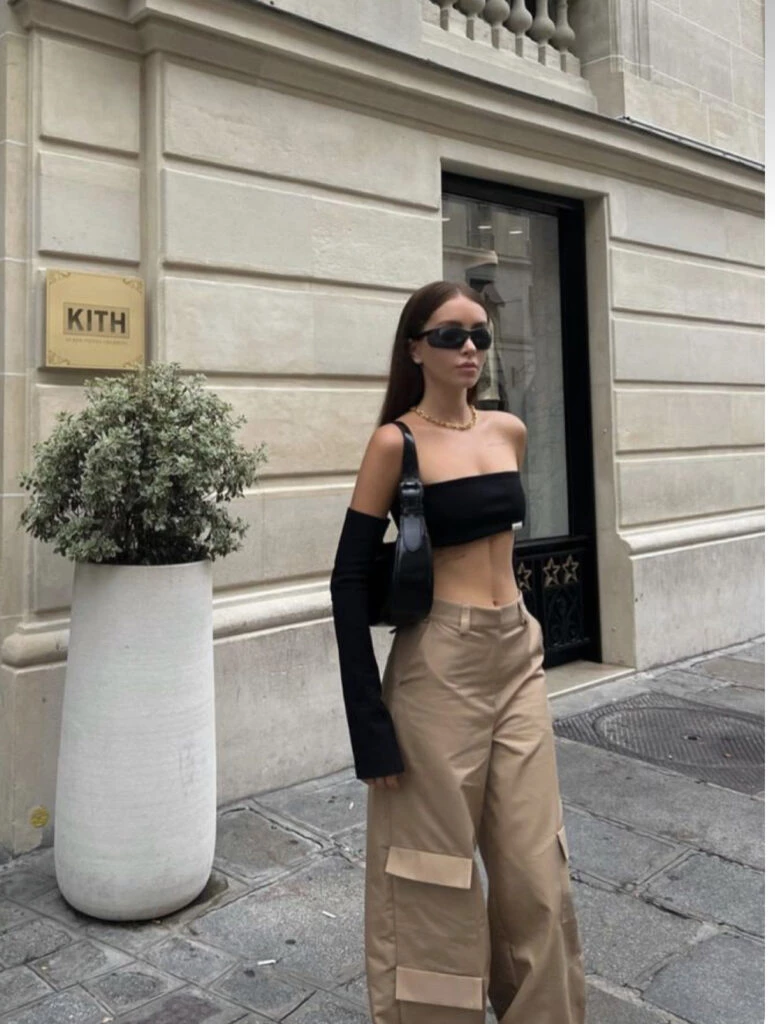 Los top bandeau está de vuelta. Foto: Pinterest.