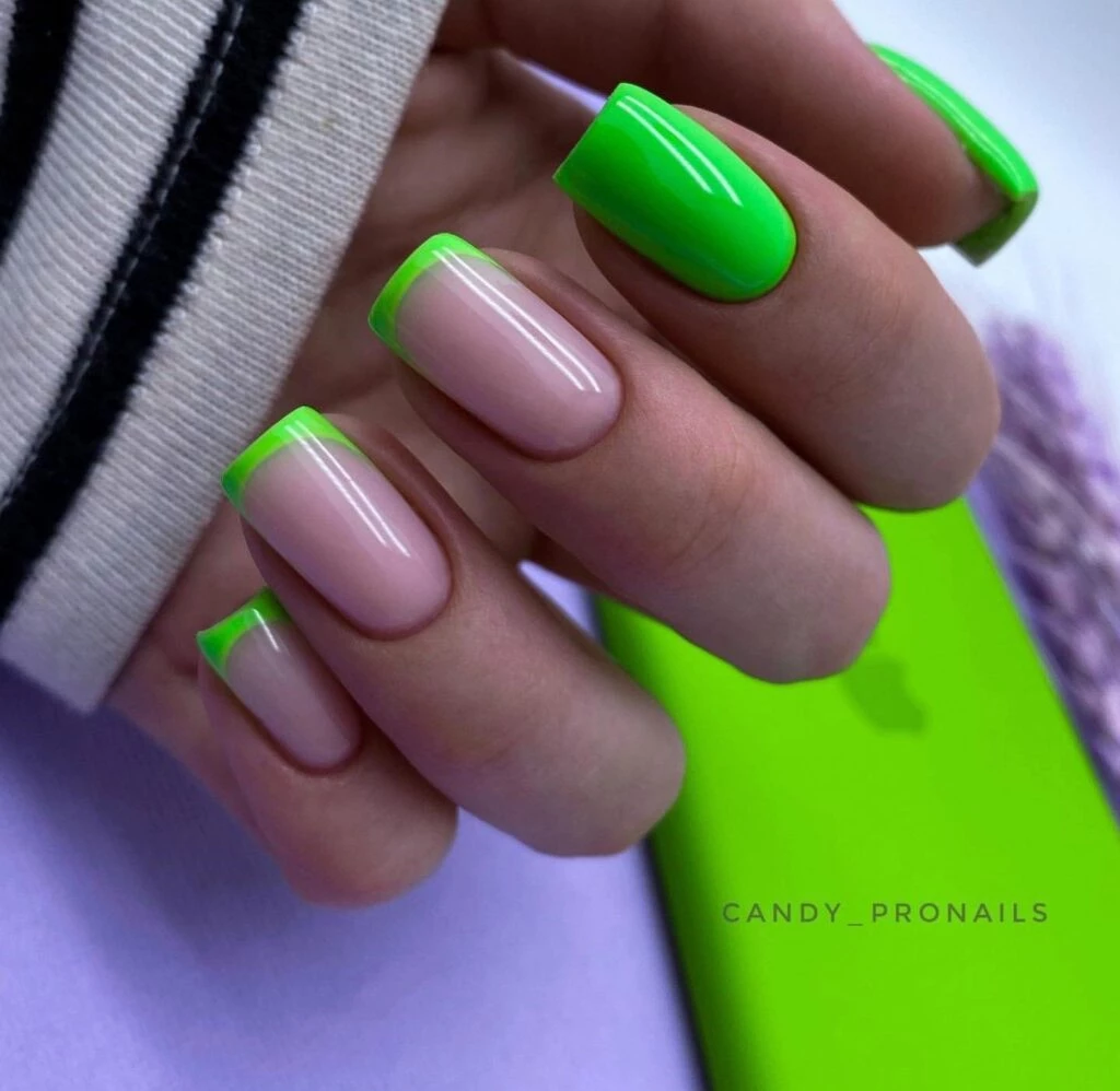 Neon, la manicura más atrevida para brillar de noche