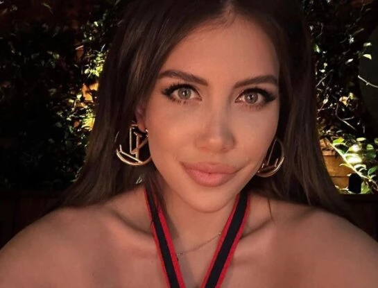 Así es el look Gucci de Wanda Nara en Turquía