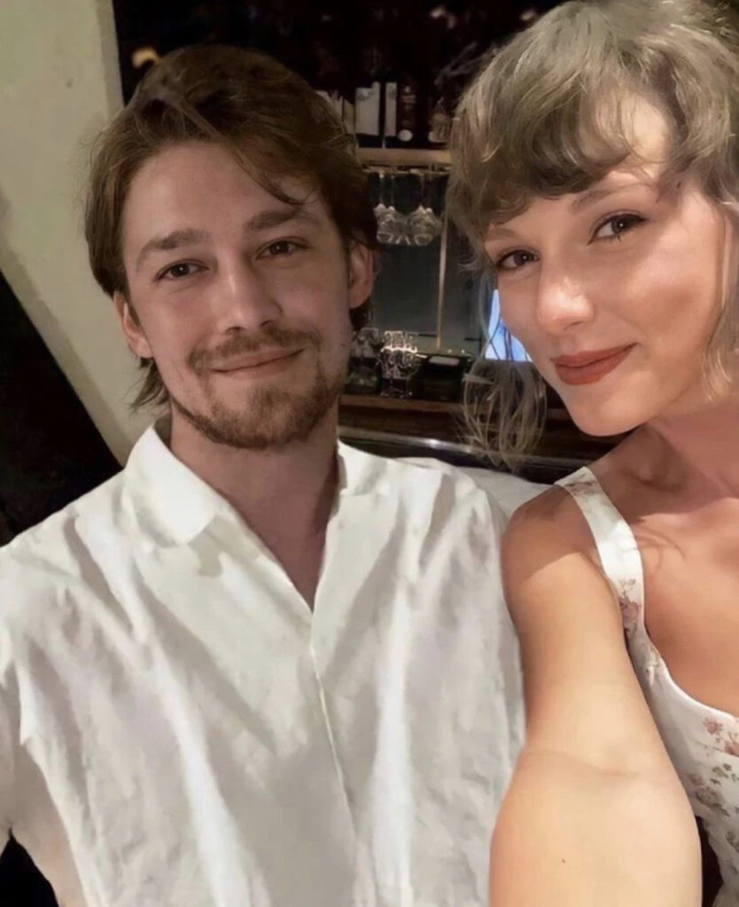 Taylor Swift se separó de su novio hace meses. Foto: Pinterest.