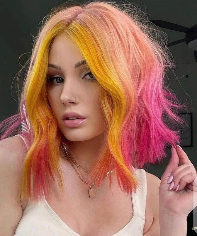 Todo lo que tenés que saber para cuidar tu pelo con colores fantasía