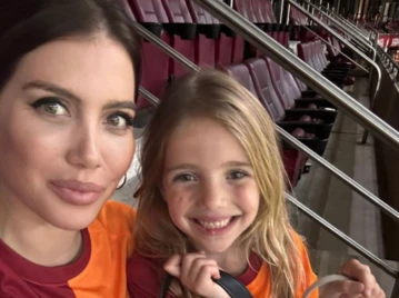 Wanda Nara e Isabella Icardi fueron a la cancha con la misma cartera