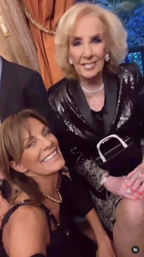 Mirtha Legrand, Juana Viale y Nequi Galotti en la embajada de Uruguay