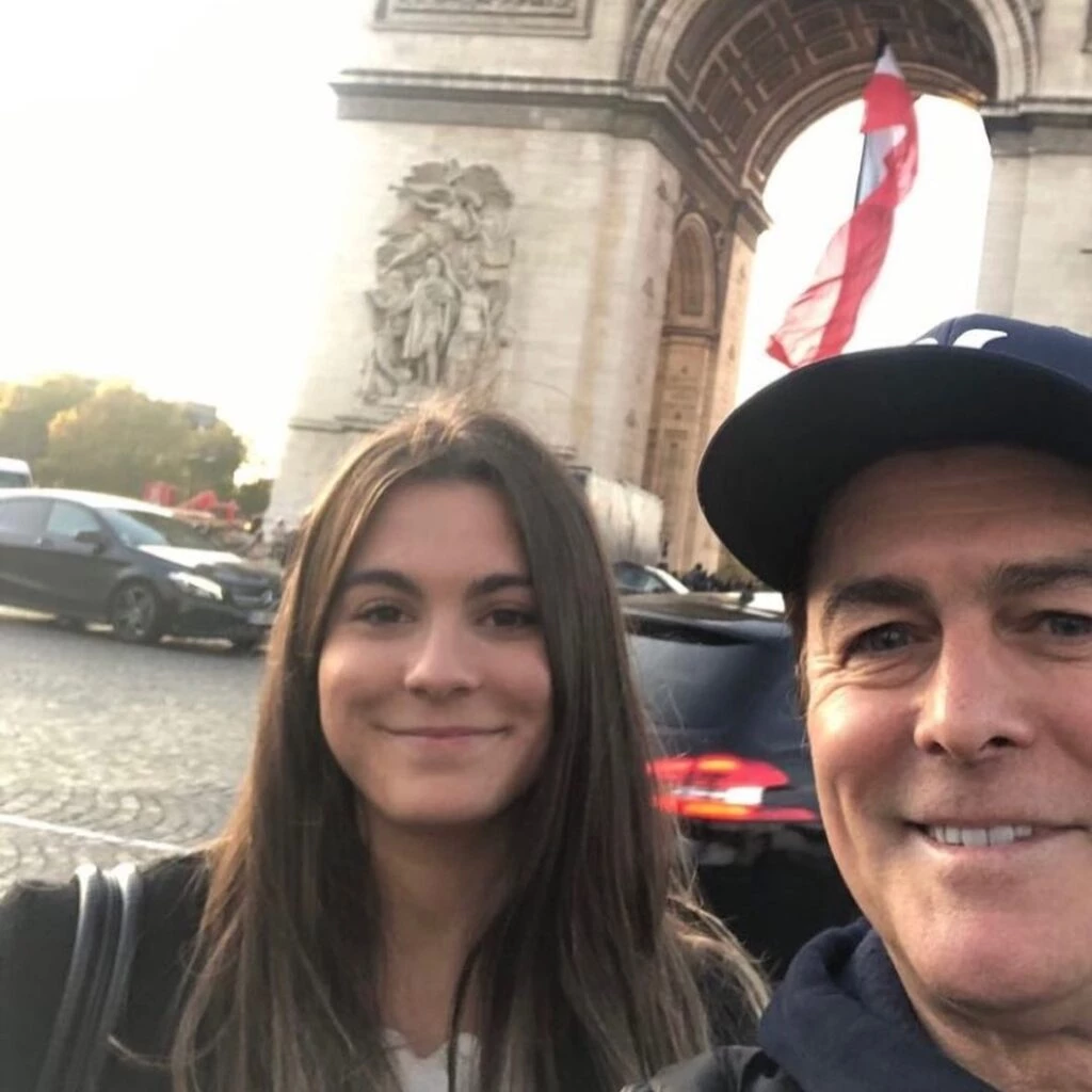 Así está Clara, la hija menor de Gabriel Corrado que cumplió 25 años