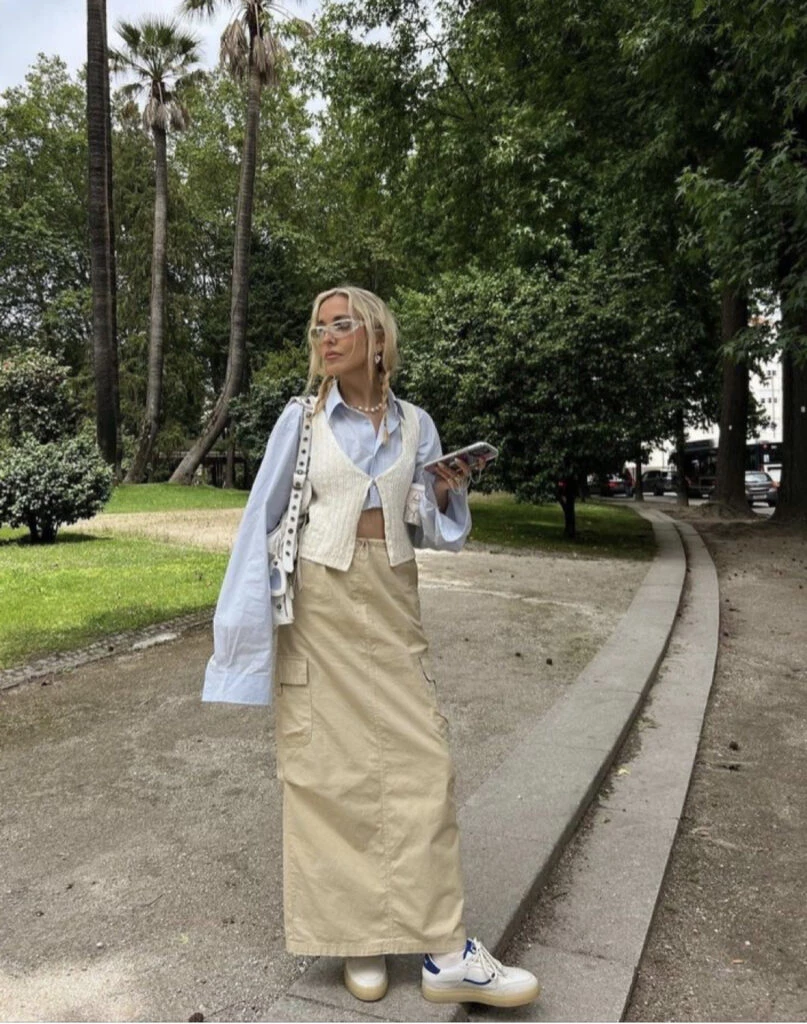 Así se usan las polleras cargo esta temporada. Foto: Pinterest.