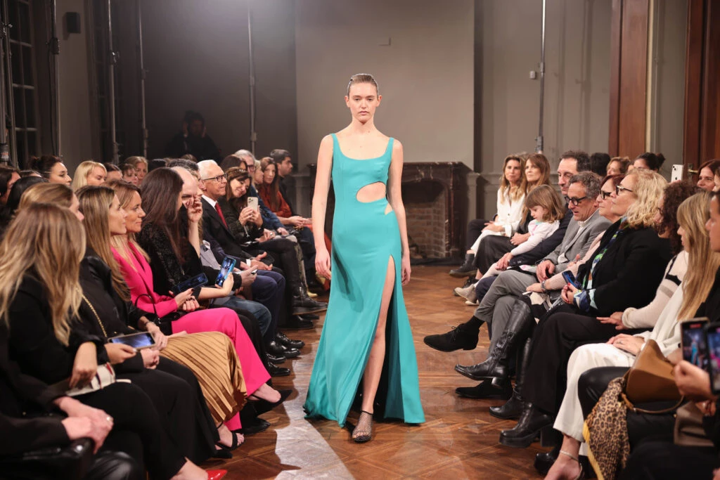 Desfile de Camila Romano en Semana de Alta Costura