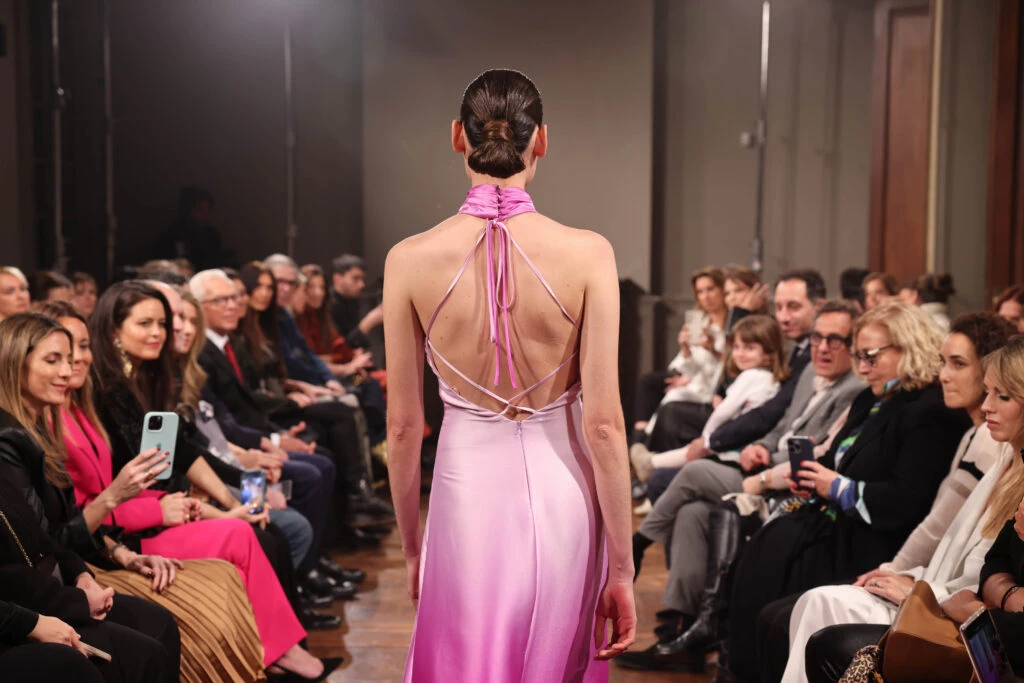 Desfile de Camila Romano en Semana de Alta Costura