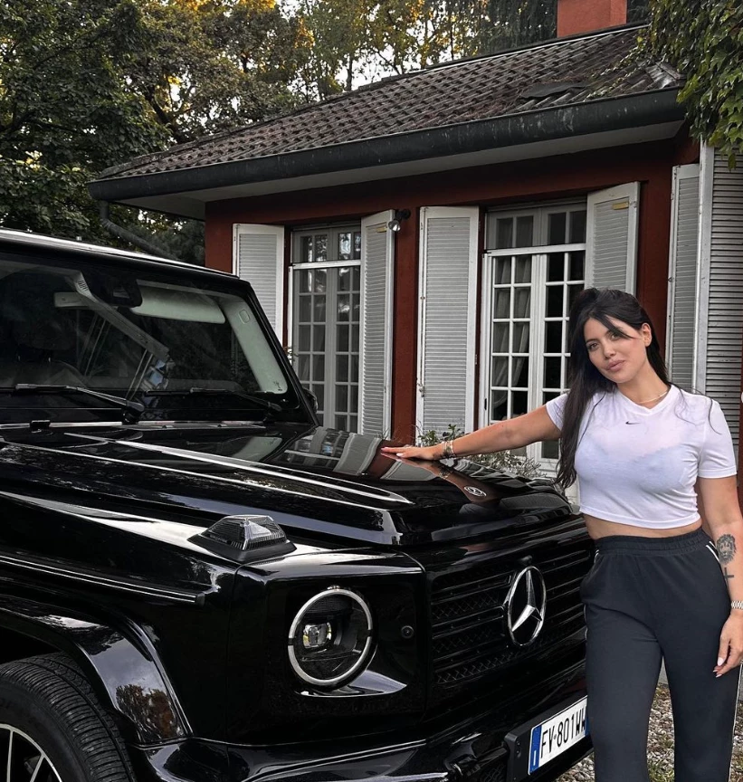 Wanda Nara en su casa de campo de Milán