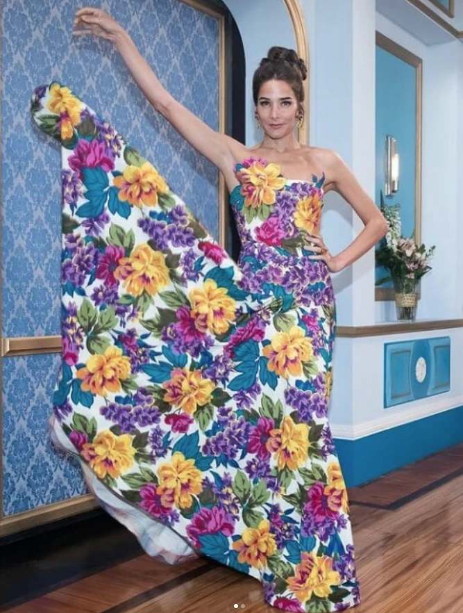 Los looks icónicos de Juana Viale en la conducción de la mesaza.