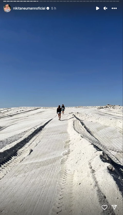 Nicole viajó a San Luis con Allegra y Sienna