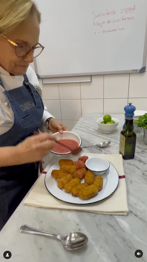 Dolli Irigoyen prepara croquetas de ricota y batata