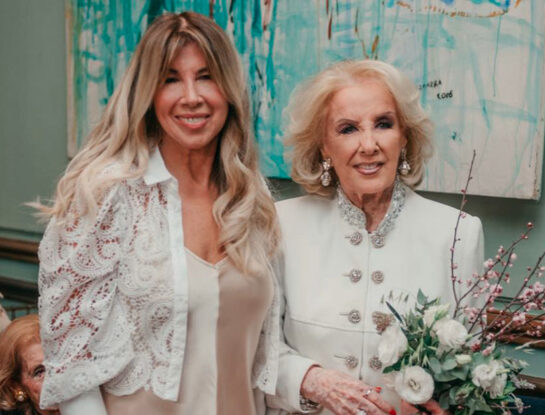 Mirtha Legrand definió su look con unos zapatos que la hicieron brillar