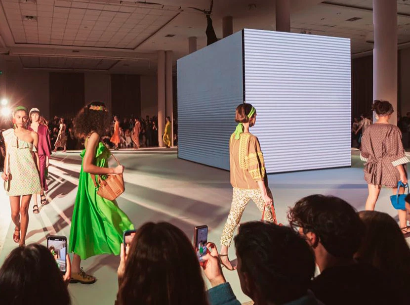 Desfile Mishka en el BAF