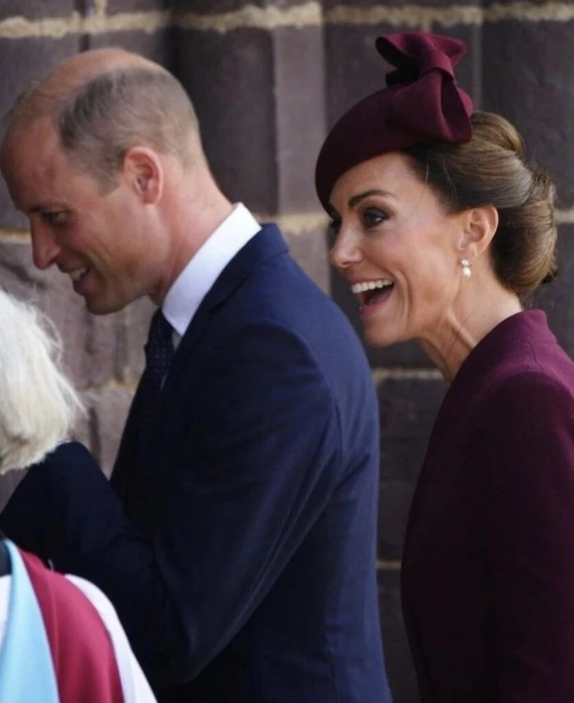 El look monocromático de Kate Middleton en Londres. Foto: Instagram.