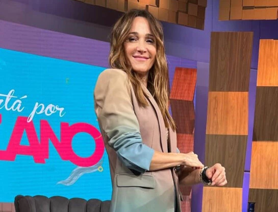 Vero Lozano cautivó con su look primaveral