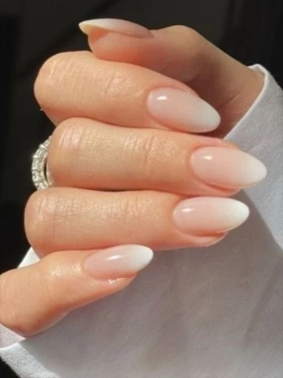 Esta es la versión de la francesita más chic de la primavera 2023