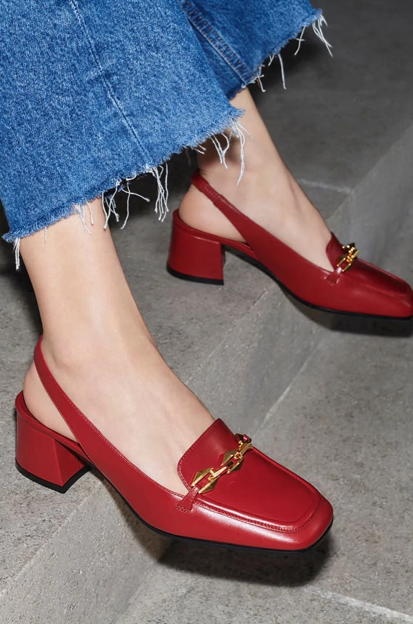 Jimmy Choo se va a París para su campaña Otoño 2023