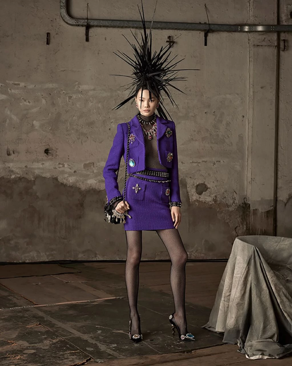 La supermodelo Sherry Shi protagoniza la campaña FW23 de Moschino