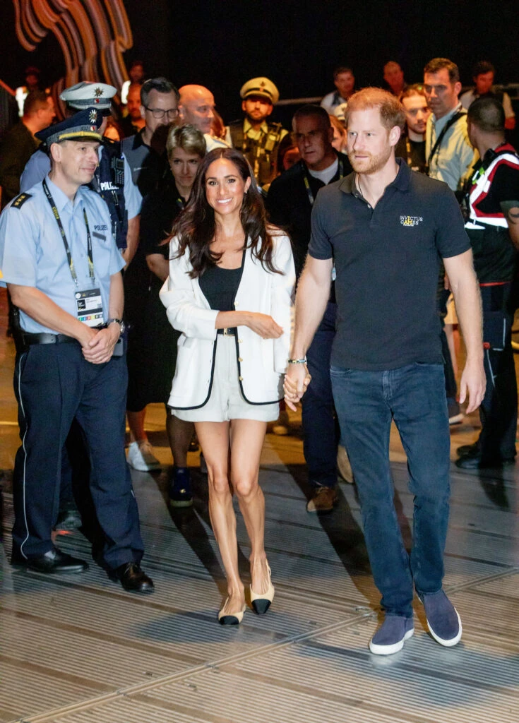 Meghan Markle y el príncipe Harry. Foto: Fotonoticias. 