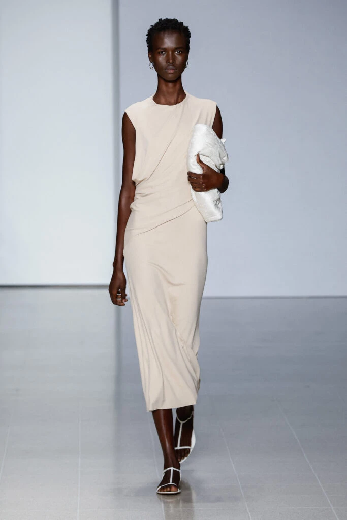 Desfile de Tove en London Fashion Week