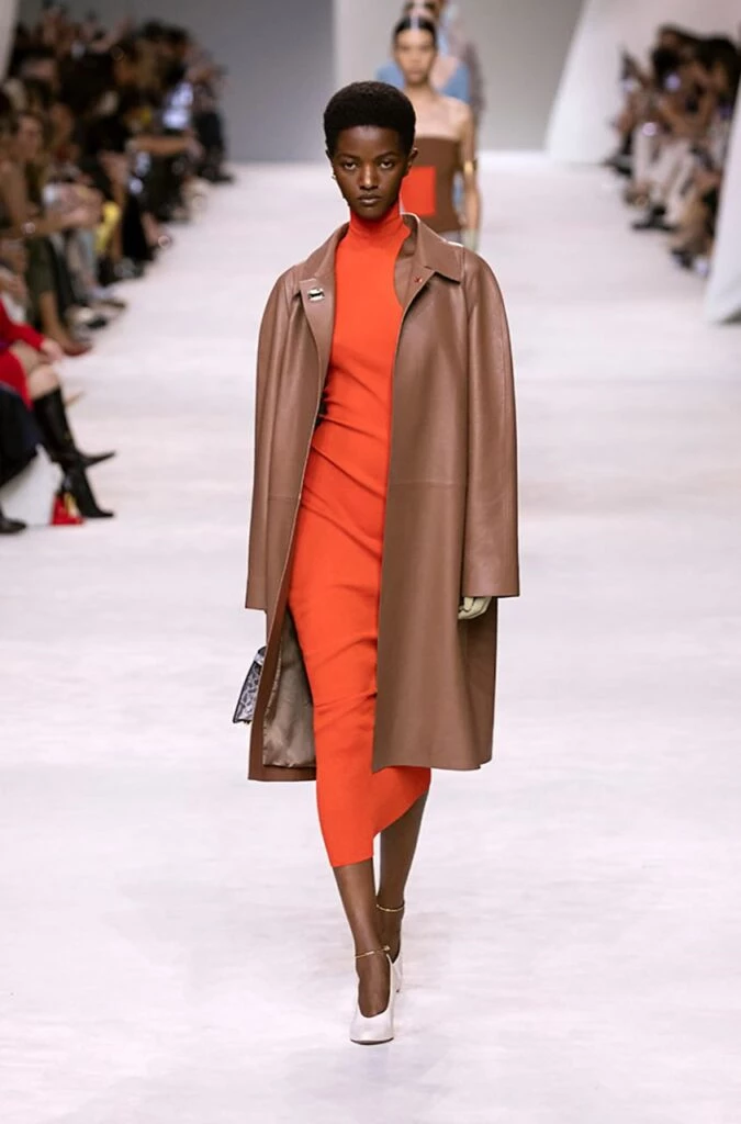 Desfile primavera Verano 2024 de Fendi en Milán Fashion Week.