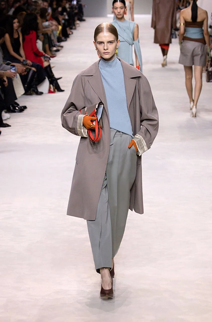 Desfile primavera Verano 2024 de Fendi en Milán Fashion Week.