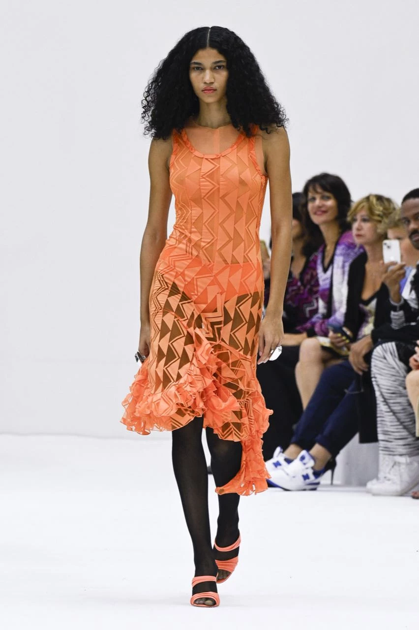 Desfile primavera verano 2024 de Missoni en la Semana de Moda de Milán.