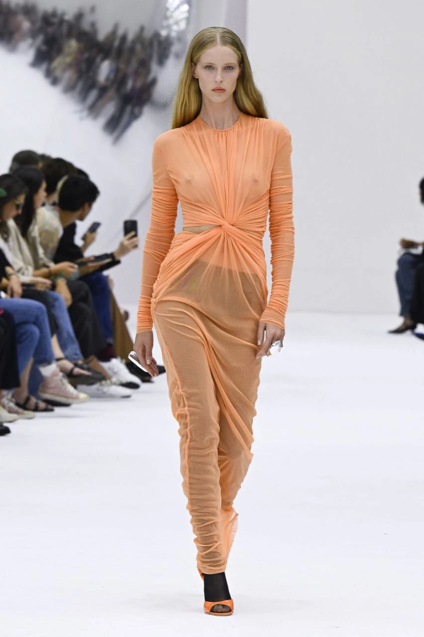 Desfile primavera verano 2024 de Missoni en la Semana de Moda de Milán.