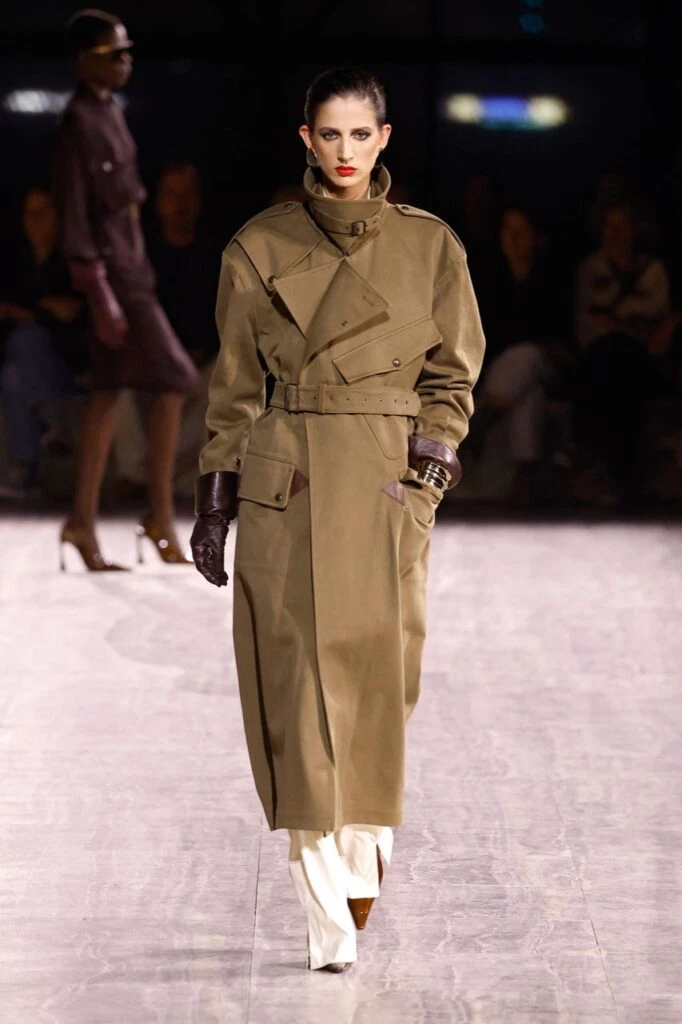 Desfile Saint Laurent primavera verano 2024.