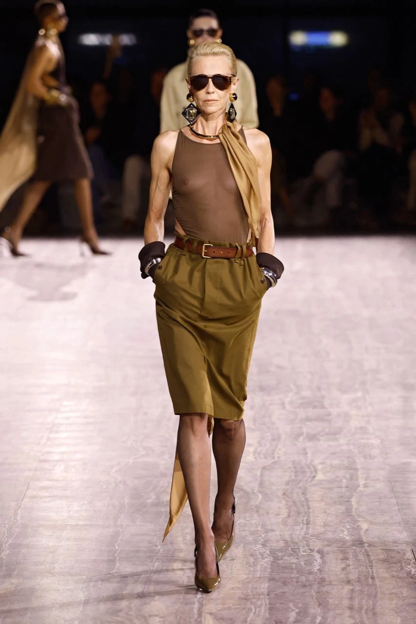 Desfile Saint Laurent primavera verano 2024.