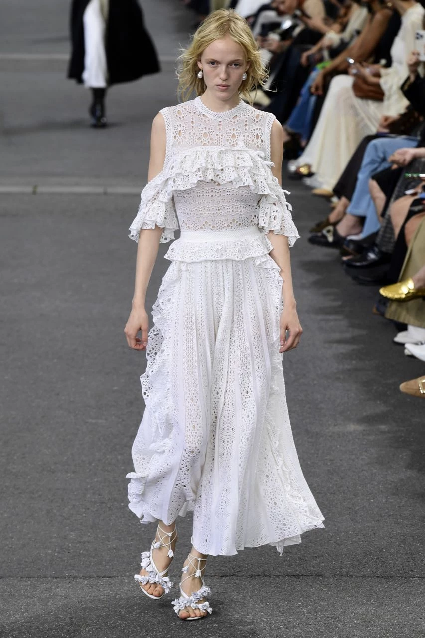 Desfile Chloé primavera verano 2024 en la Semana de Moda de París.