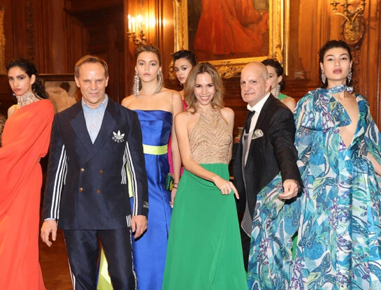 Lujo chic y slow fashion: así fue el desfile de Laurencio Adot en la apertura de la Semana de la Alta Costura
