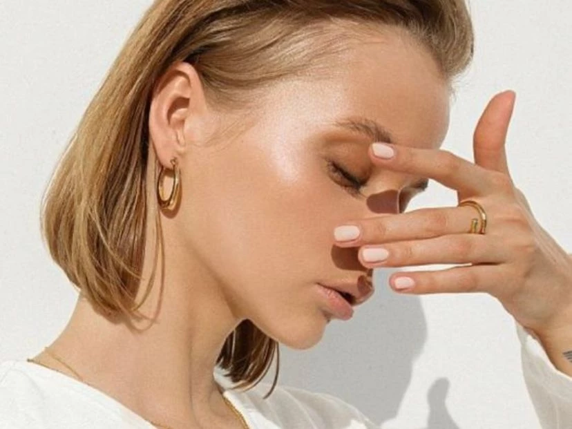 'Lip oil nails', las uñas con acabado de labial más elegantes y versátiles