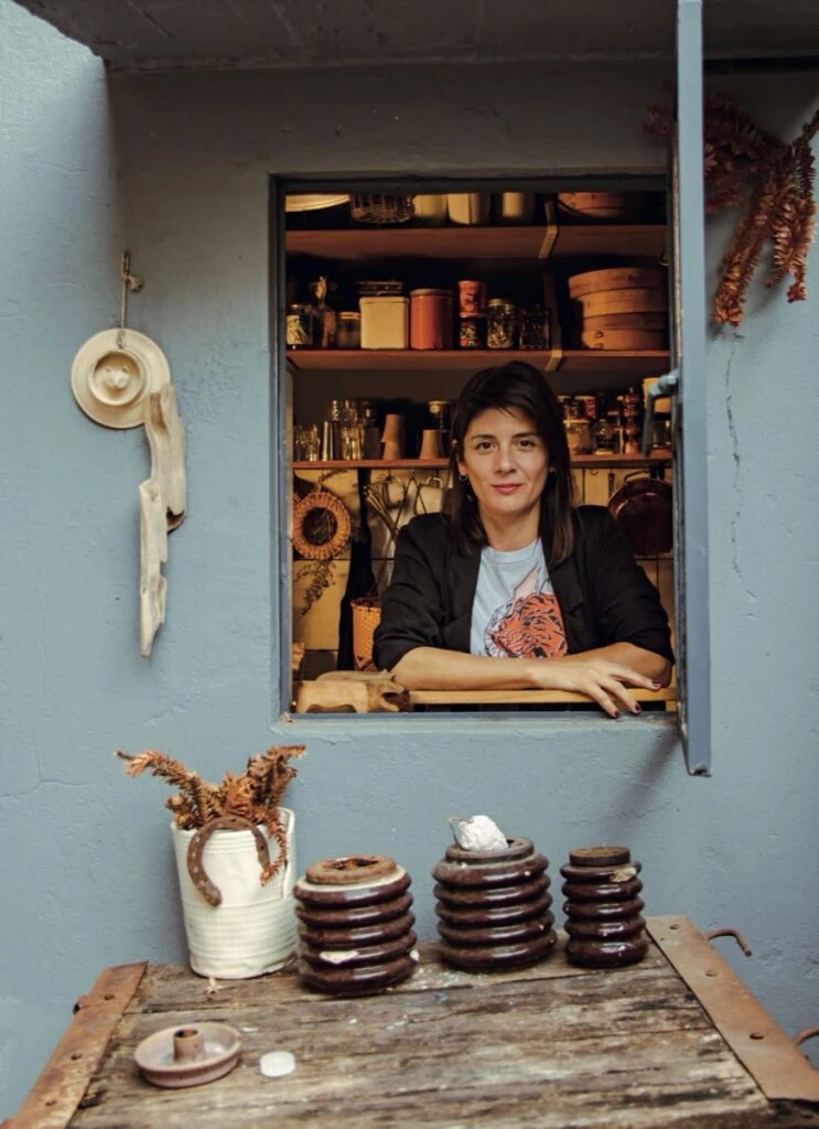 "Siempre me obsesionó la parte humana de la decoración y la cuestión emocional con la casa", cuenta María Tórtora. 