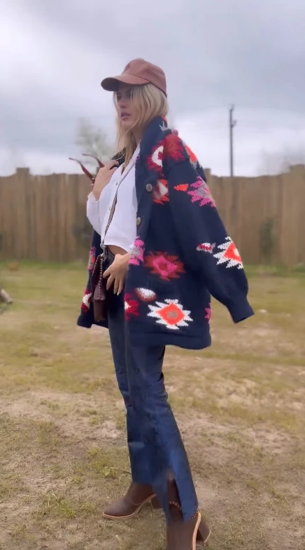 Mery del Cerro y los looks anti frío más fáciles de armar a parti de básicos del placard