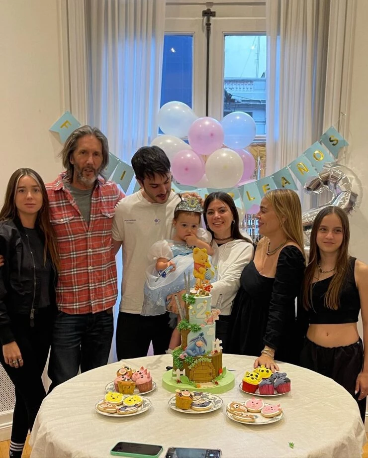 Paloma y Lucía Celasco en el cumpleaños de su hermanita en común