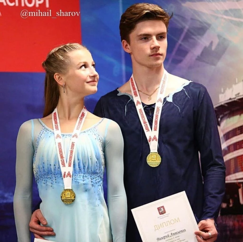 Peri porno Lezbiyen qusish porno