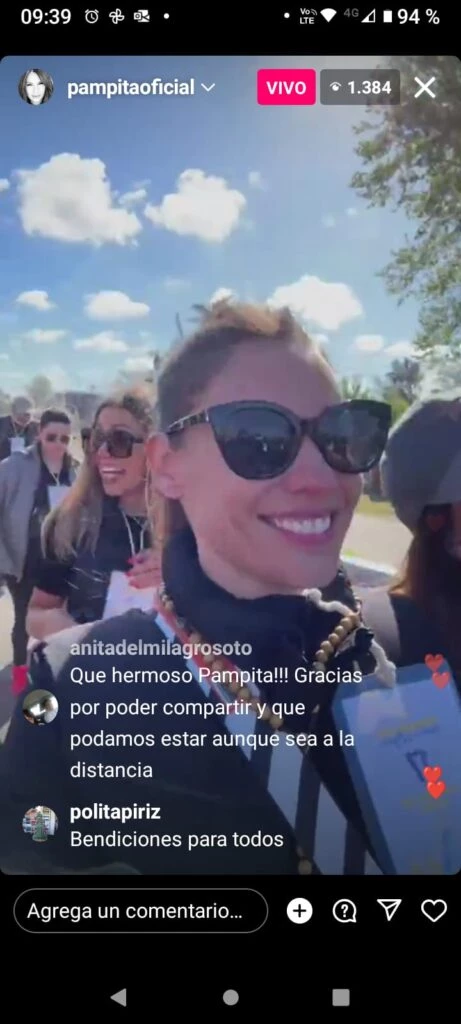 Pampita caminando a Luján