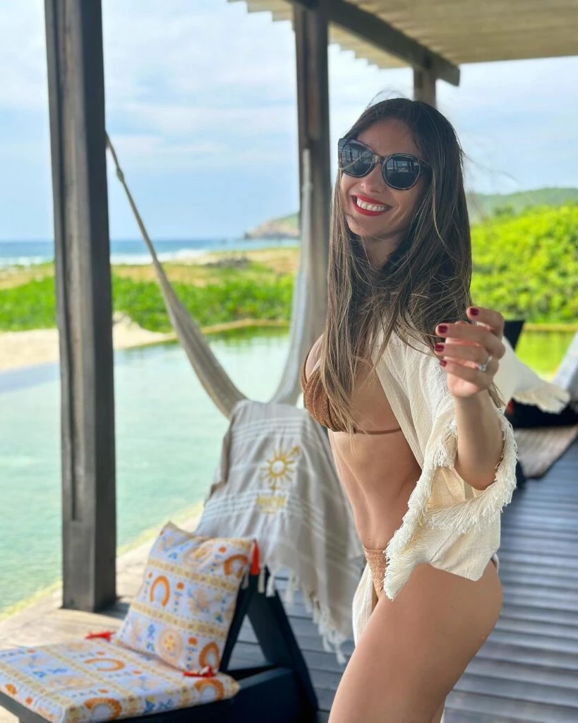 Pampita mostró las ondas del verano en México