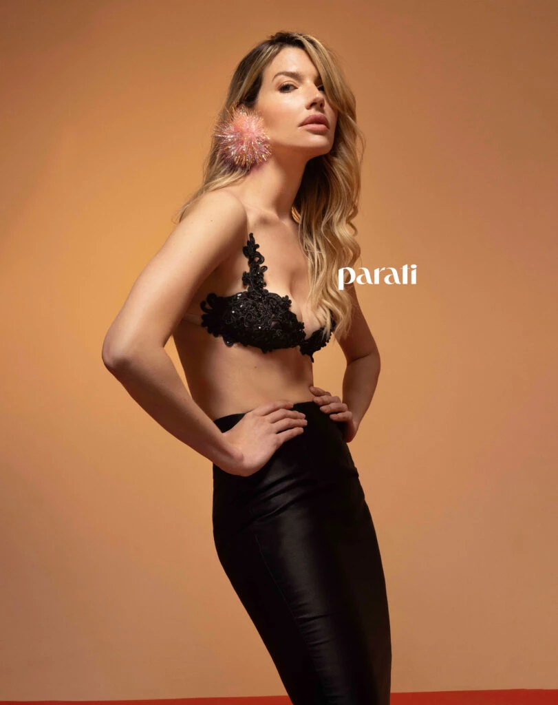 Corpiño de guipure y falda tubo de seda @adrianbrownofficial