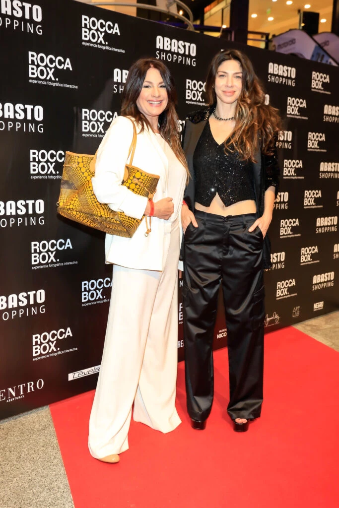 Andrea Campbell y Romina Gaetani