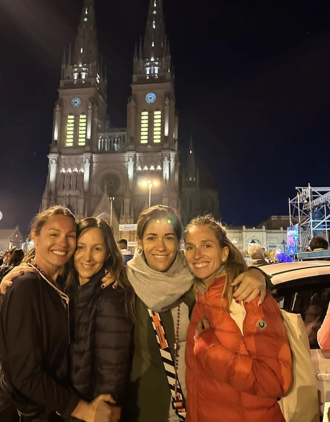 Pampita y su emotiva llegada a Luján