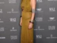 Kate Moss con vestido con capucha