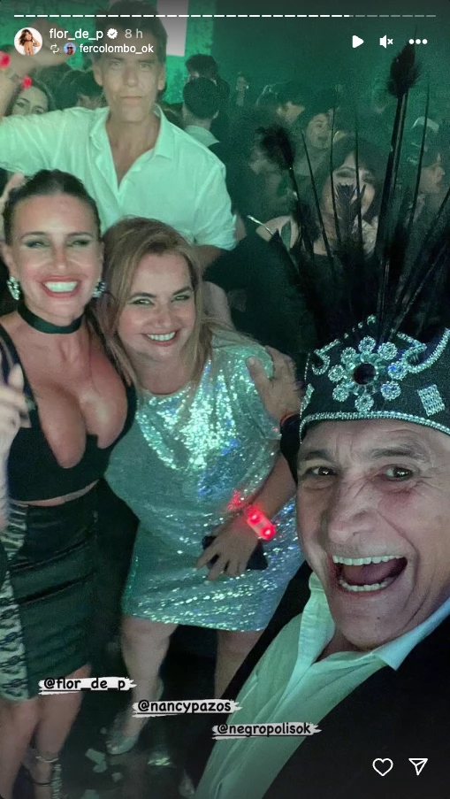 Fer Colombo y nancy Pazos con Flor Peña en la fiesta de 15 de Juan Otero