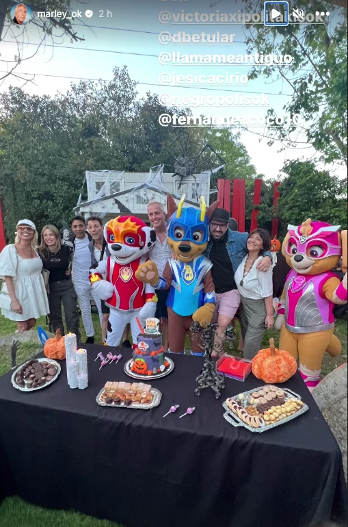 El cumpleaños de Mirko con temática de Halloween