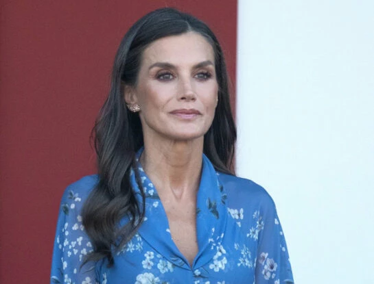 Letizia estrenó un vestido hecho con materiales sustentables